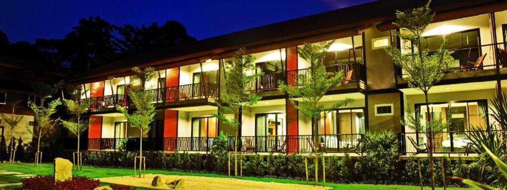The Breeze Lipe Resort Exterior foto