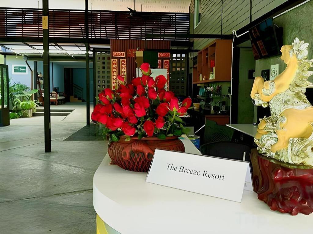 The Breeze Lipe Resort Exterior foto
