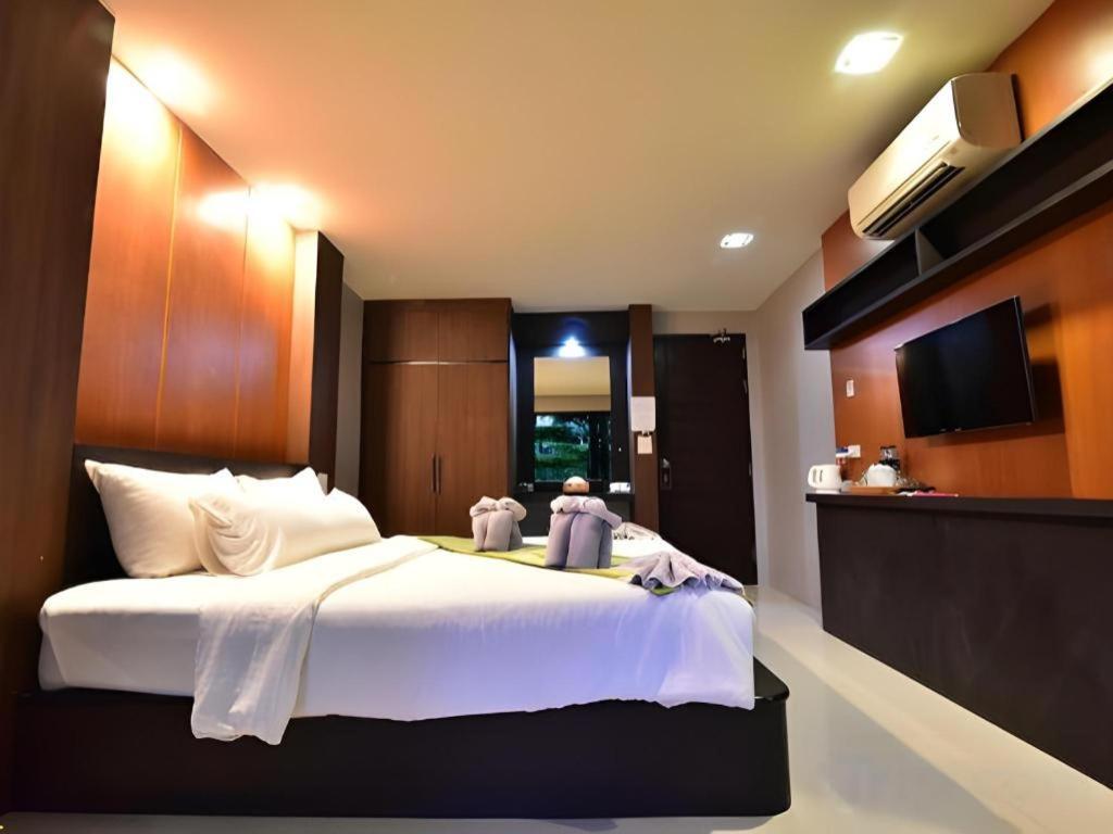 The Breeze Lipe Resort Exterior foto
