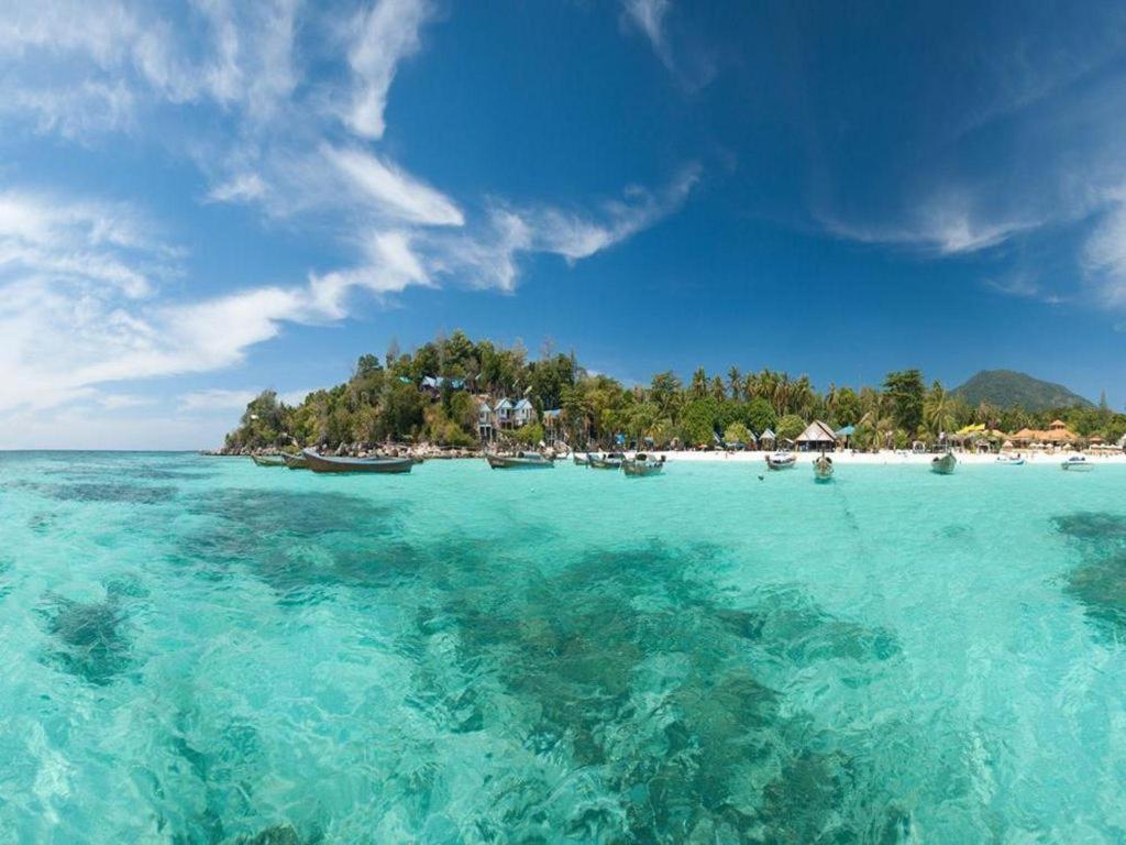 The Breeze Lipe Resort Exterior foto