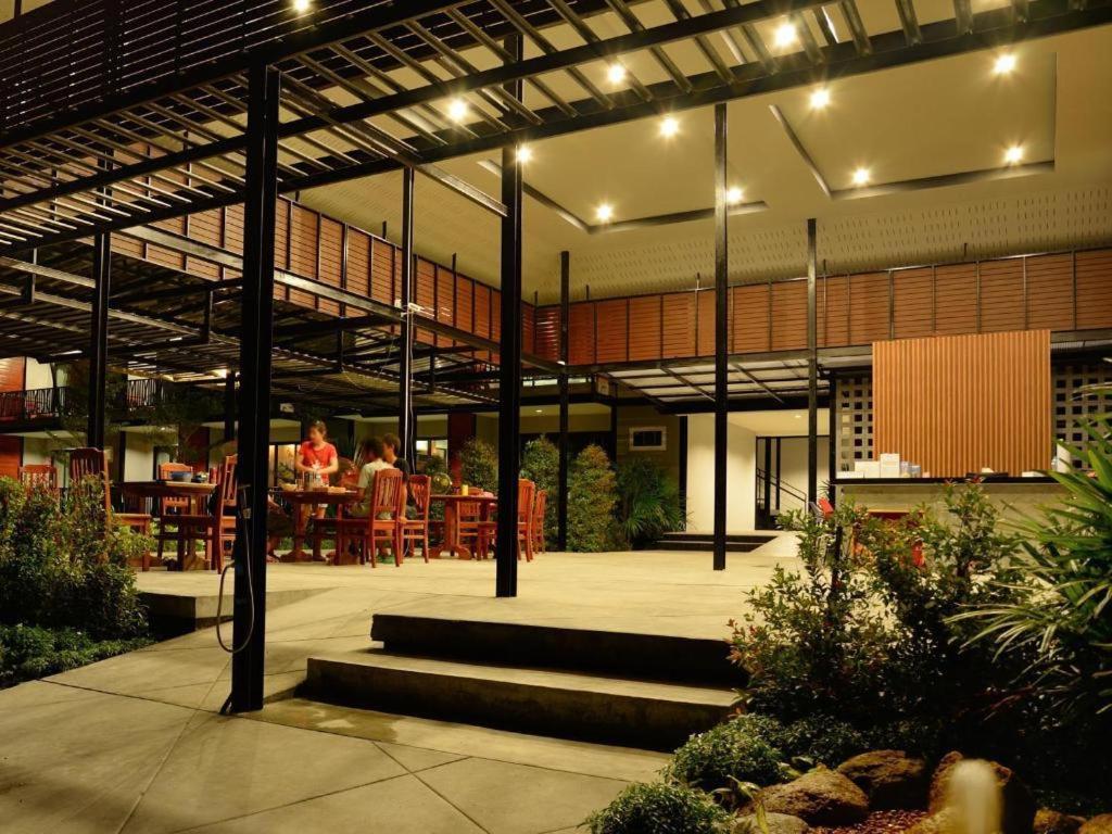 The Breeze Lipe Resort Exterior foto